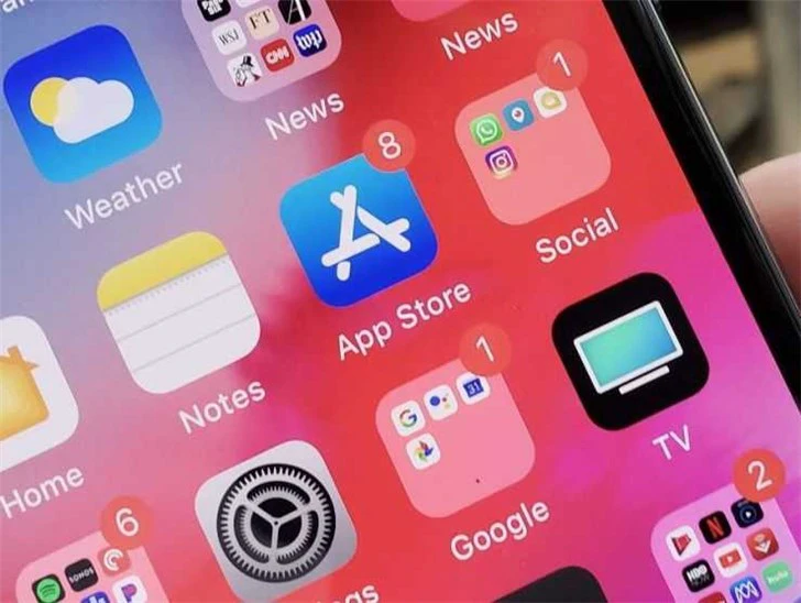 苹果 iPhone 应用审核机制：300 多人都在做这一件事